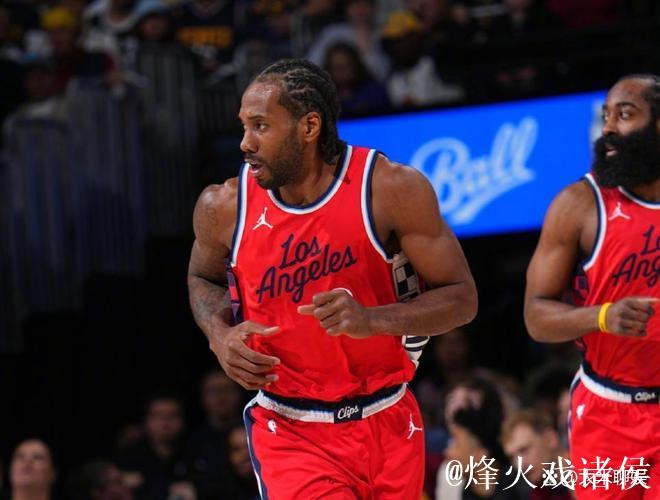 伦纳德底角三分救命，快船顽强追分